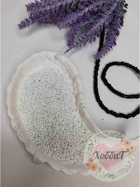 Бисер 13/0 класс А, калиброванный Чехия (белый перламутровый)